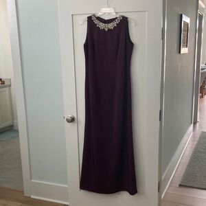 Cameron Blake  Burgundy Sleeveless Dress